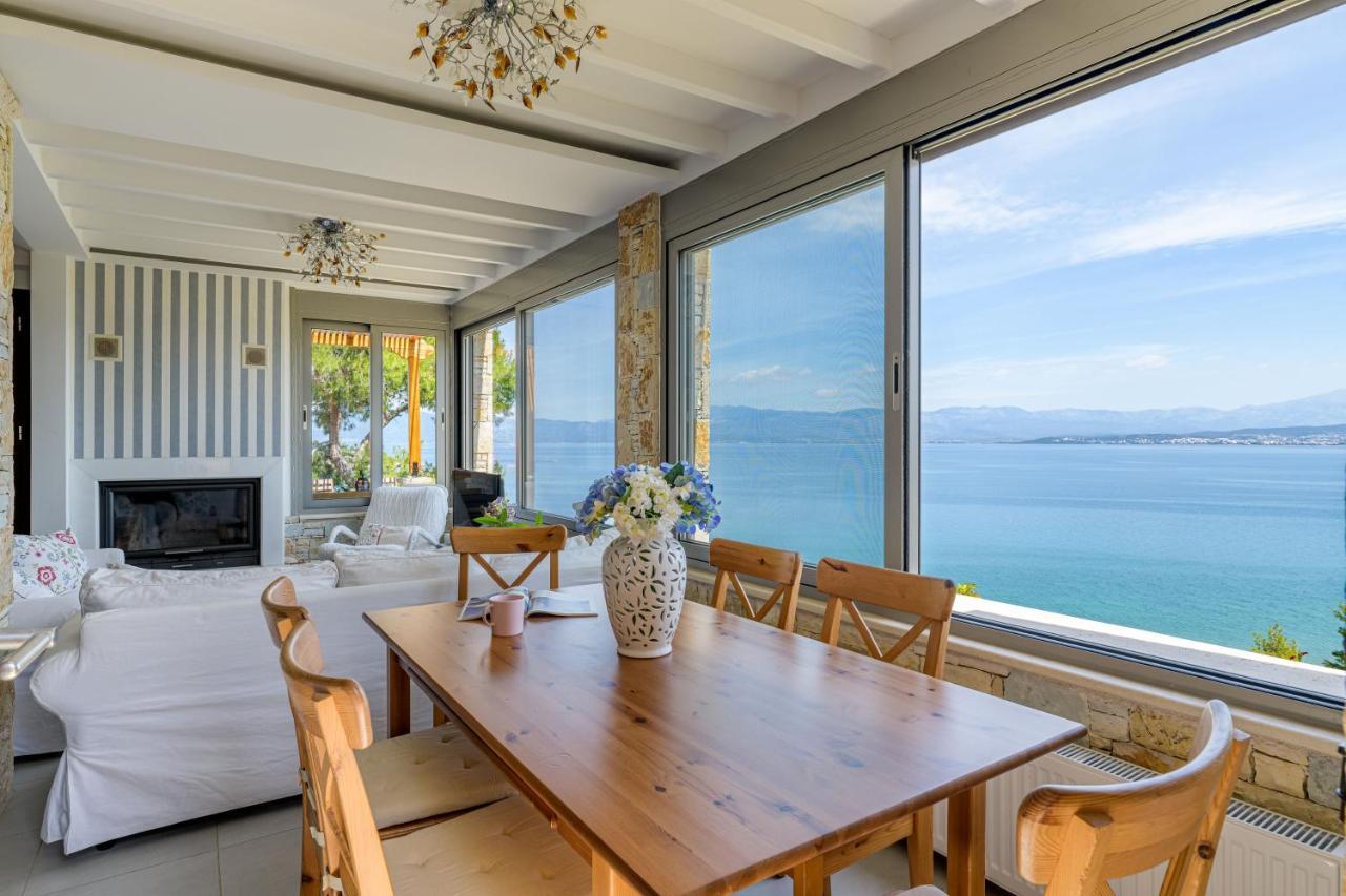 Crystal Beach Villa Chalkida Exterior photo